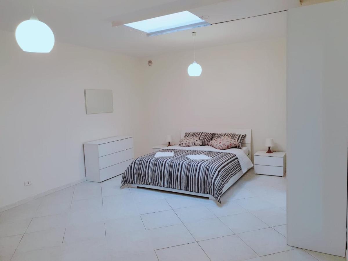 Visconti House Apartment Bari Exterior photo